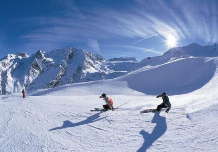 Germany seeks EU deal to close ski resorts